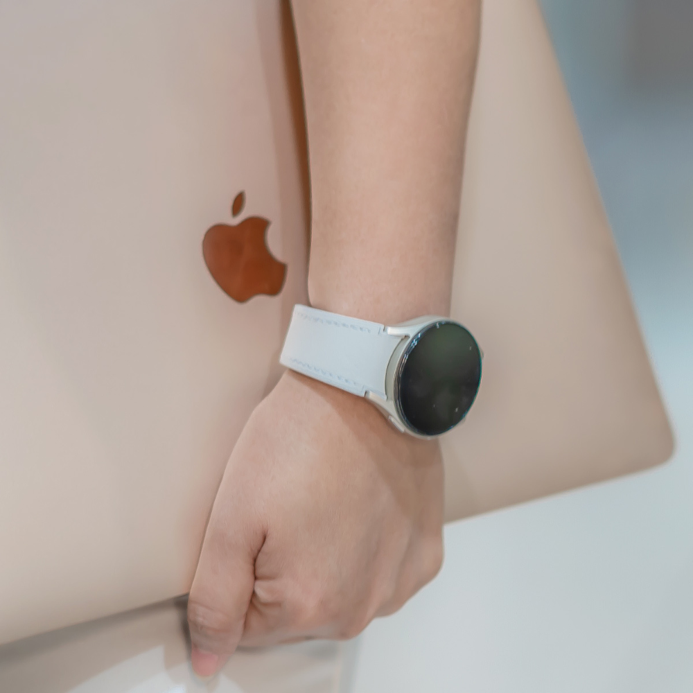 Plurimi Genuine Leather And Silicone Galaxy Band